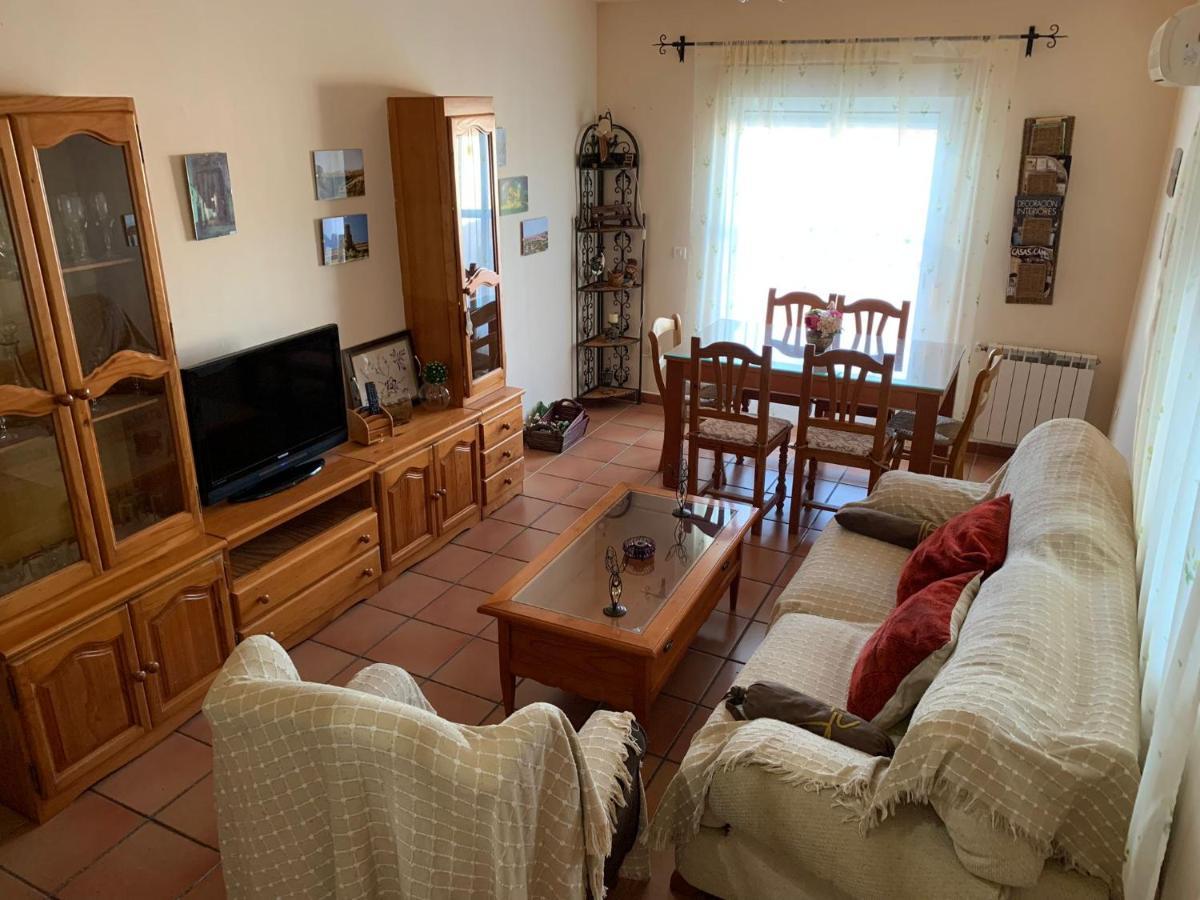 Apartamento Turistico El Esquilon Кальсадилья Экстерьер фото