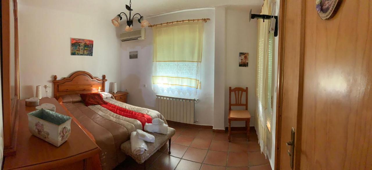 Apartamento Turistico El Esquilon Кальсадилья Экстерьер фото